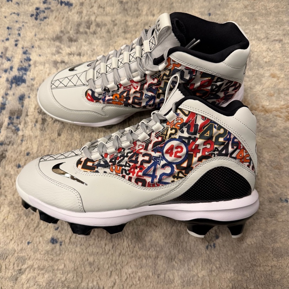 Nike Griffey Jackie Robinson Mid Baseball Cleats Men’s Size Size 10 HJ4509-001
